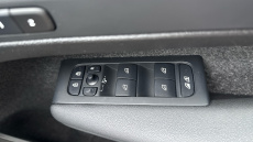 Volvo XC40 2.0 B3P Plus Dark 5dr Auto Petrol Estate